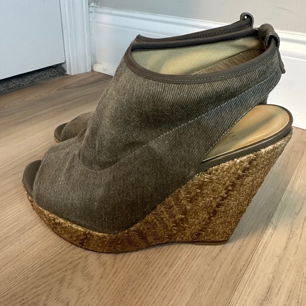Stuart Weitzman‎ Glover Women's Size 7 Charcoal Stretch Wedge Platform Sandals - Picture 1 of 9
